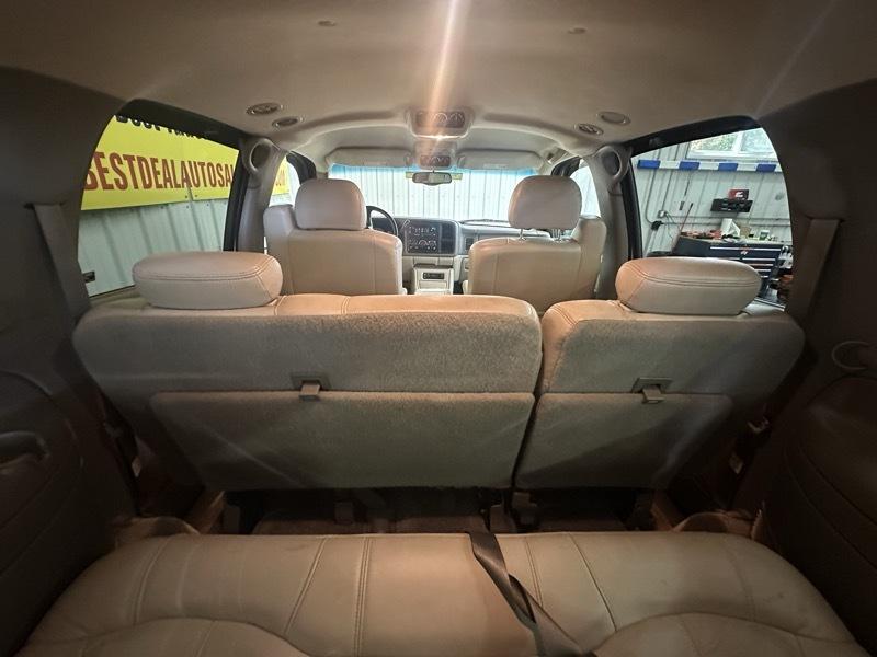 Chevrolet Suburban K2500 4WD 2000