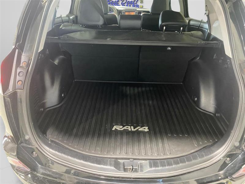 Toyota RAV4 Limited AWD 2017