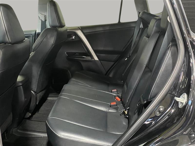 Toyota RAV4 Limited AWD 2017