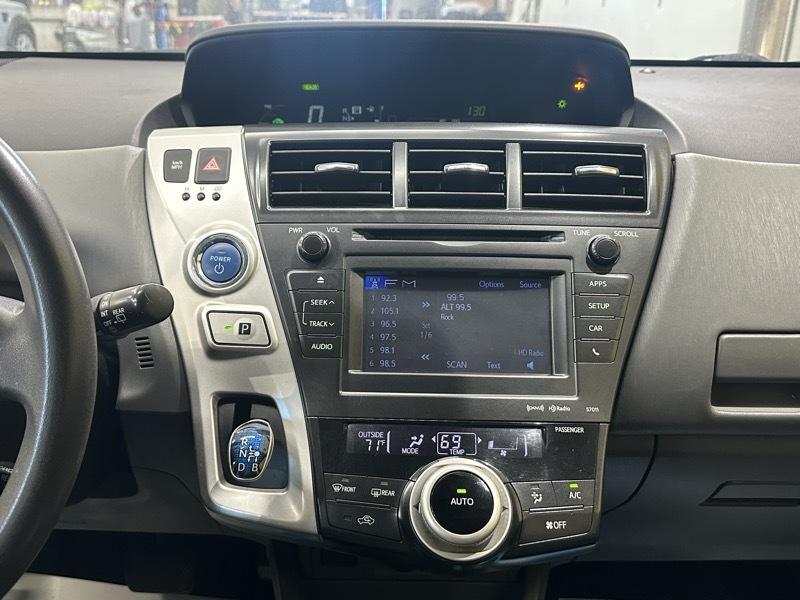 Toyota Prius V Three 2014