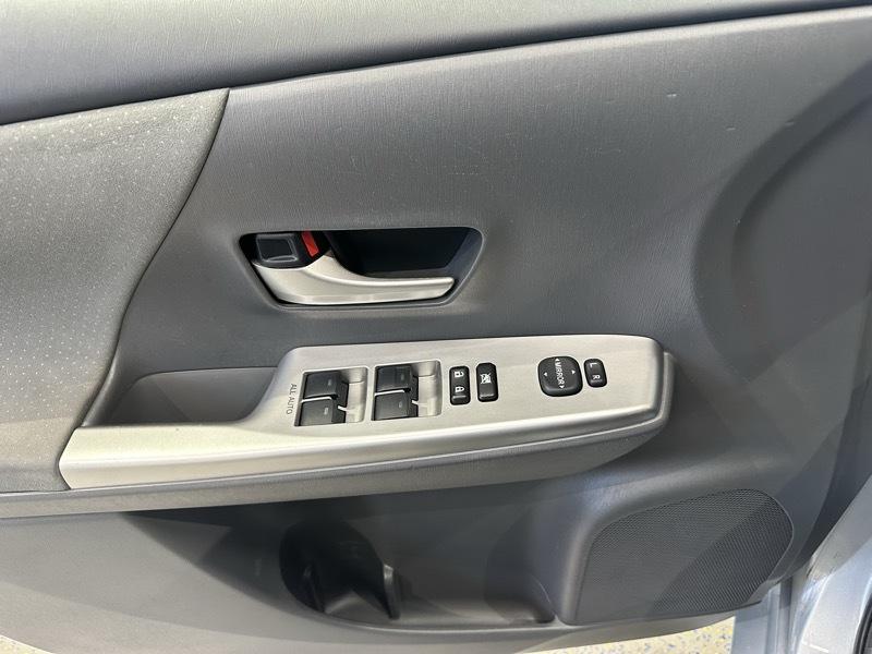 Toyota Prius V Three 2014