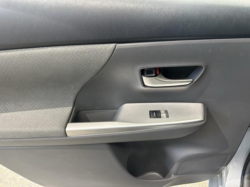 Toyota Prius V Three 2014