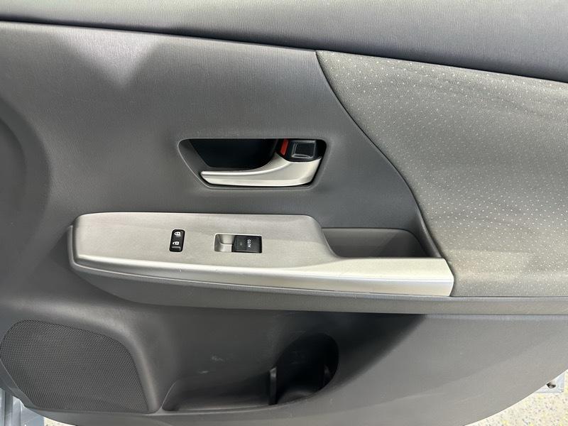 Toyota Prius V Three 2014