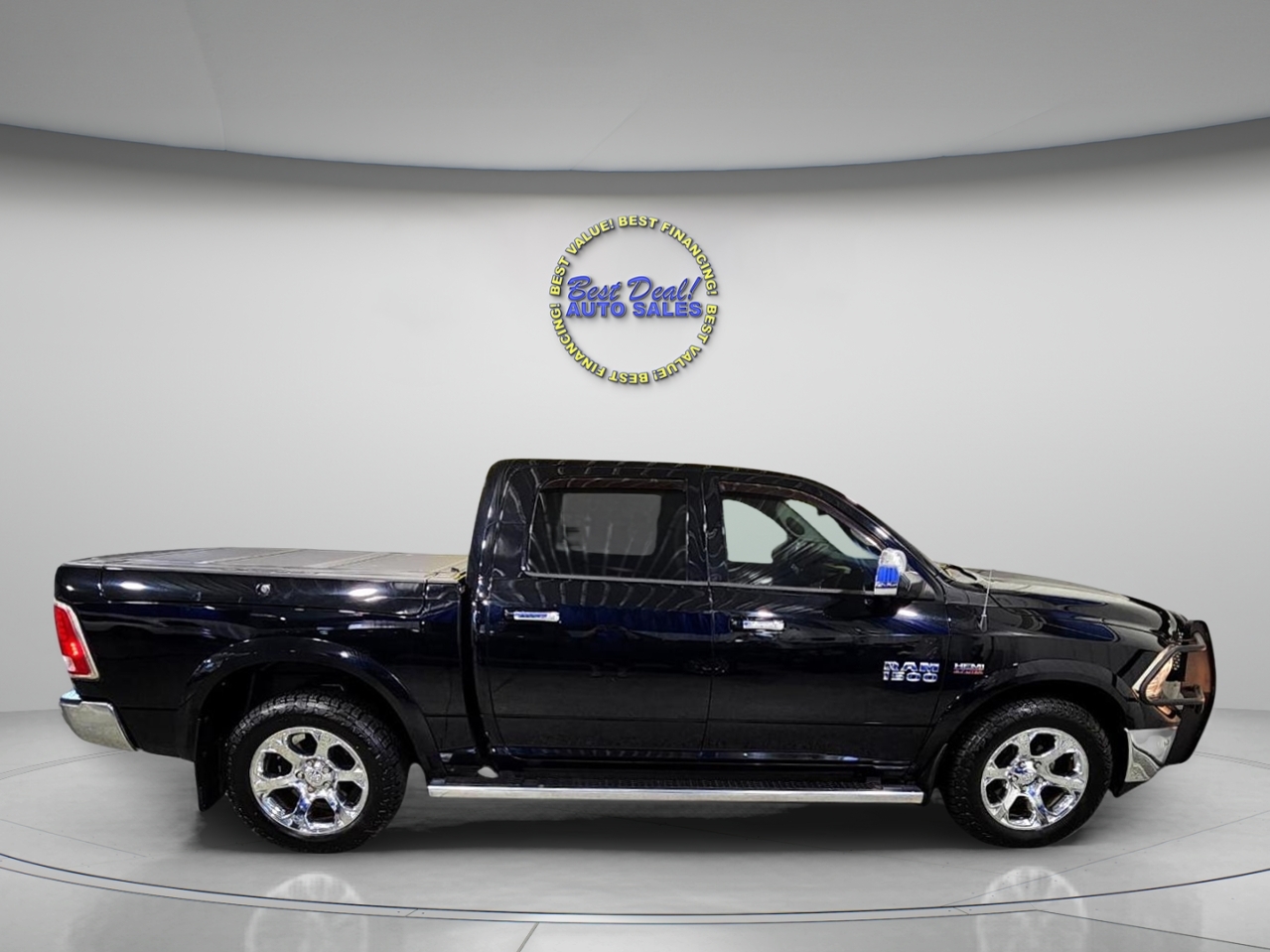 2014 Ram 1500 Laramie photo 8