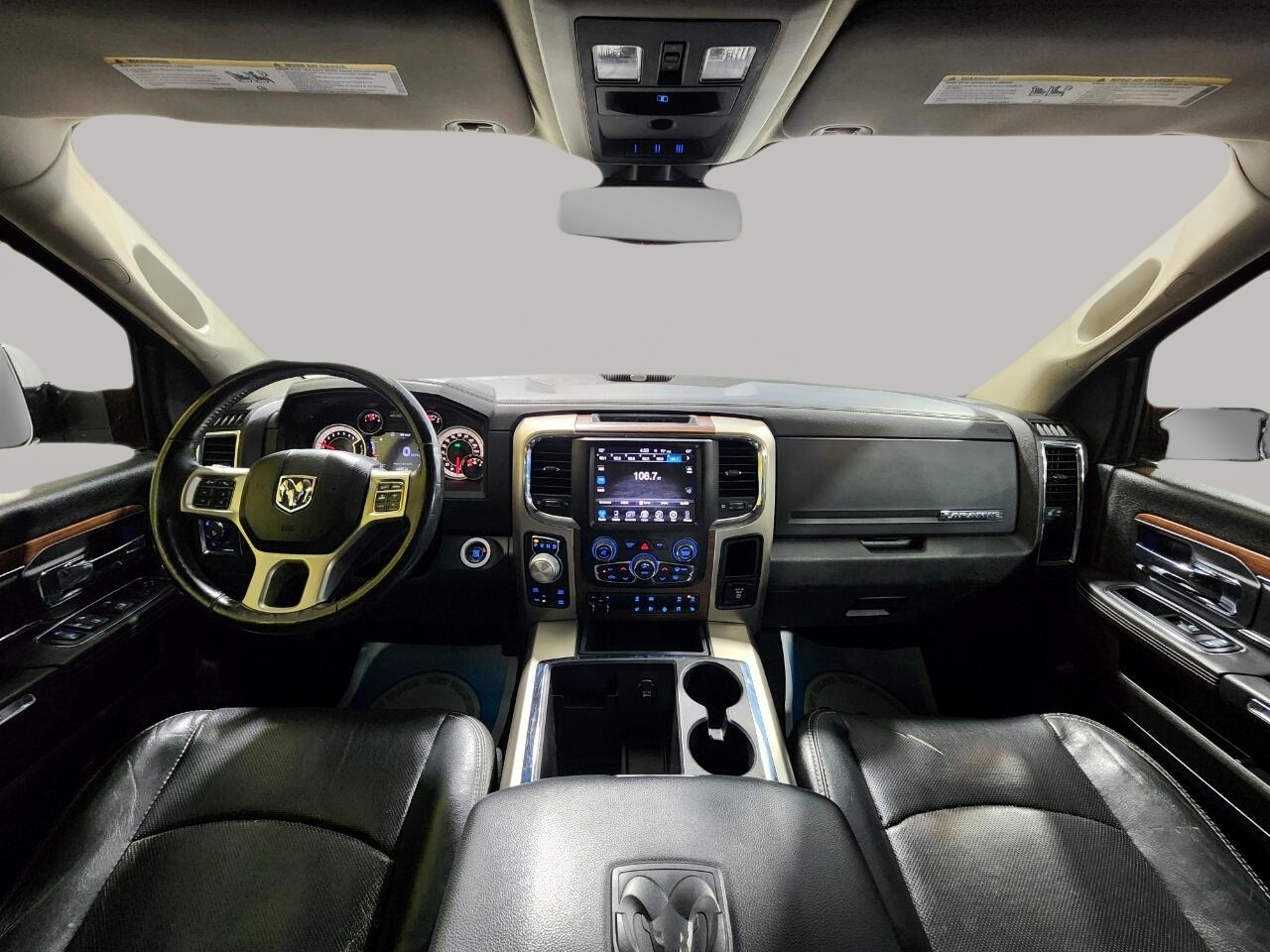 2014 Ram 1500 Laramie photo 10