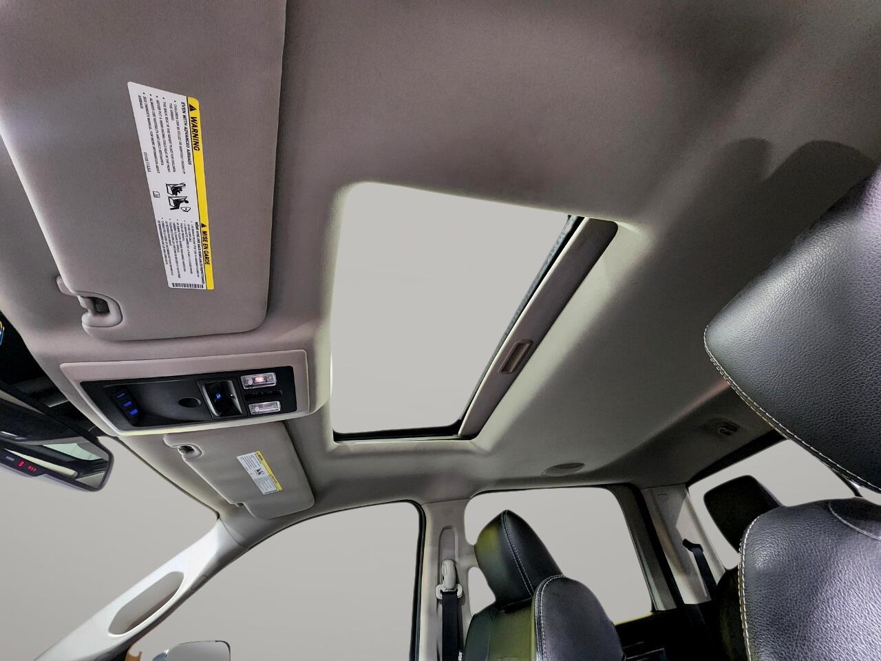 2014 Ram 1500 Laramie photo 12