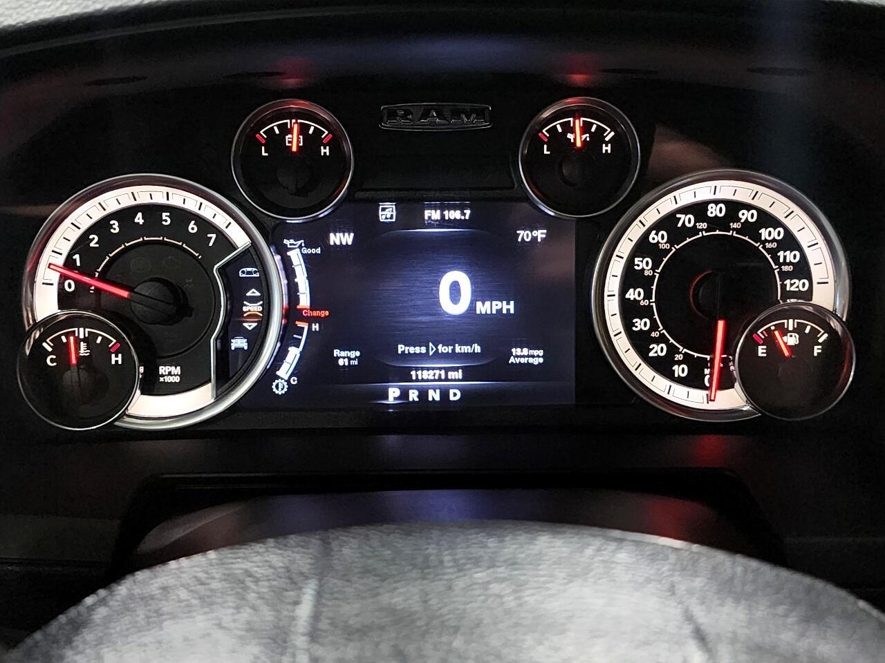 2014 Ram 1500 Laramie photo 17