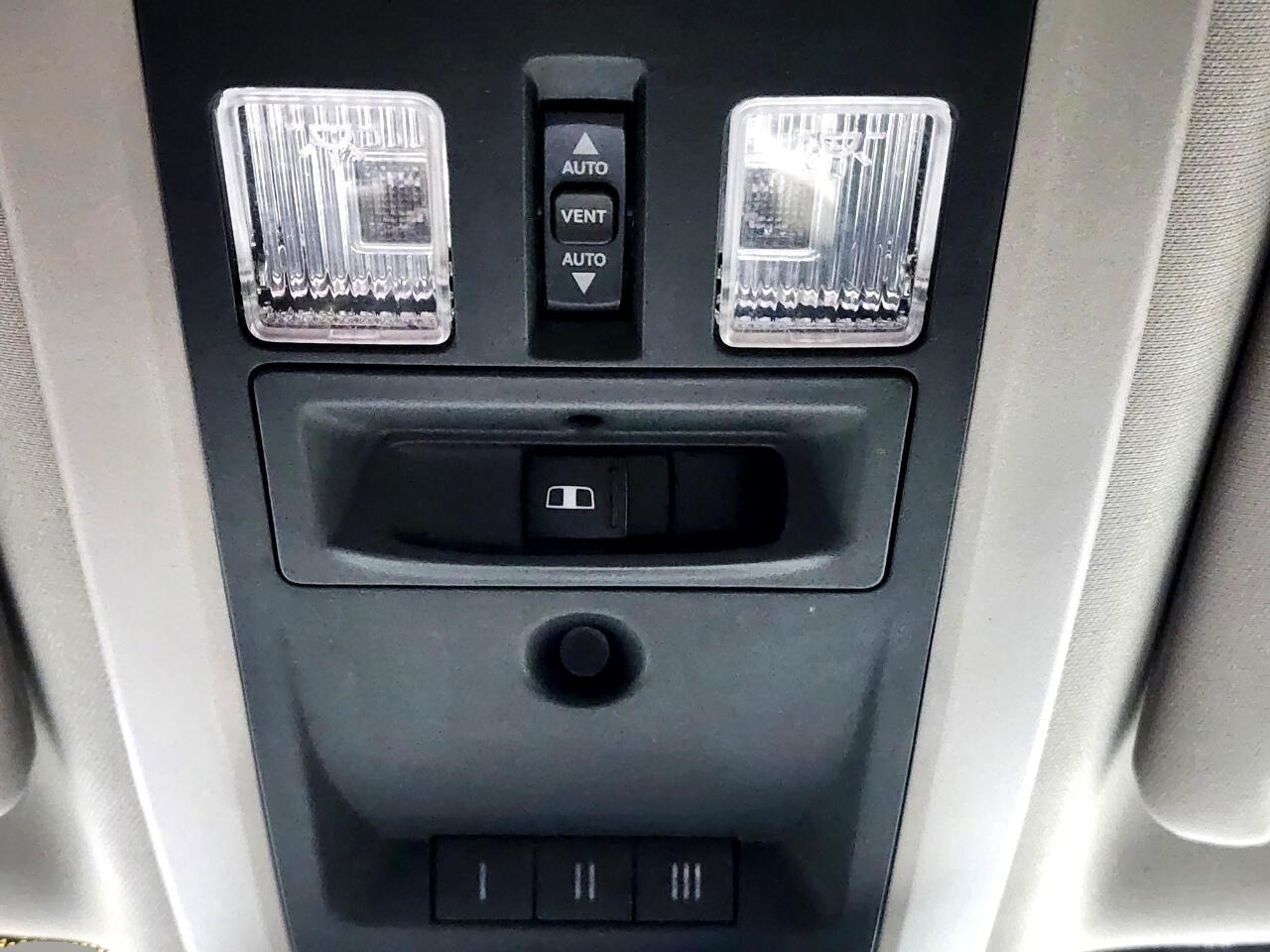 2014 Ram 1500 Laramie photo 18