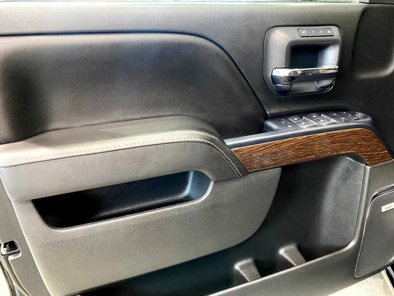 GMC Sierra 1500 Denali Crew Cab 4WD 2017