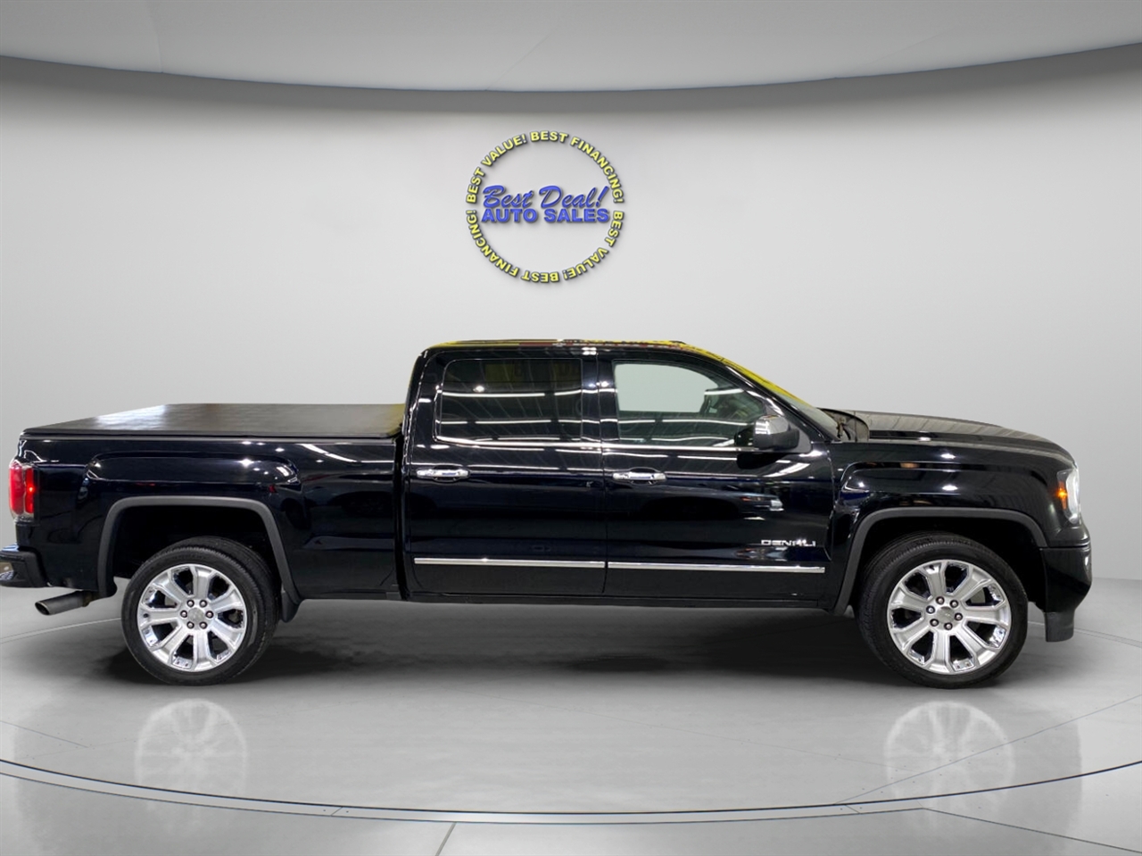 GMC Sierra 1500 Denali Crew Cab 4WD 2017