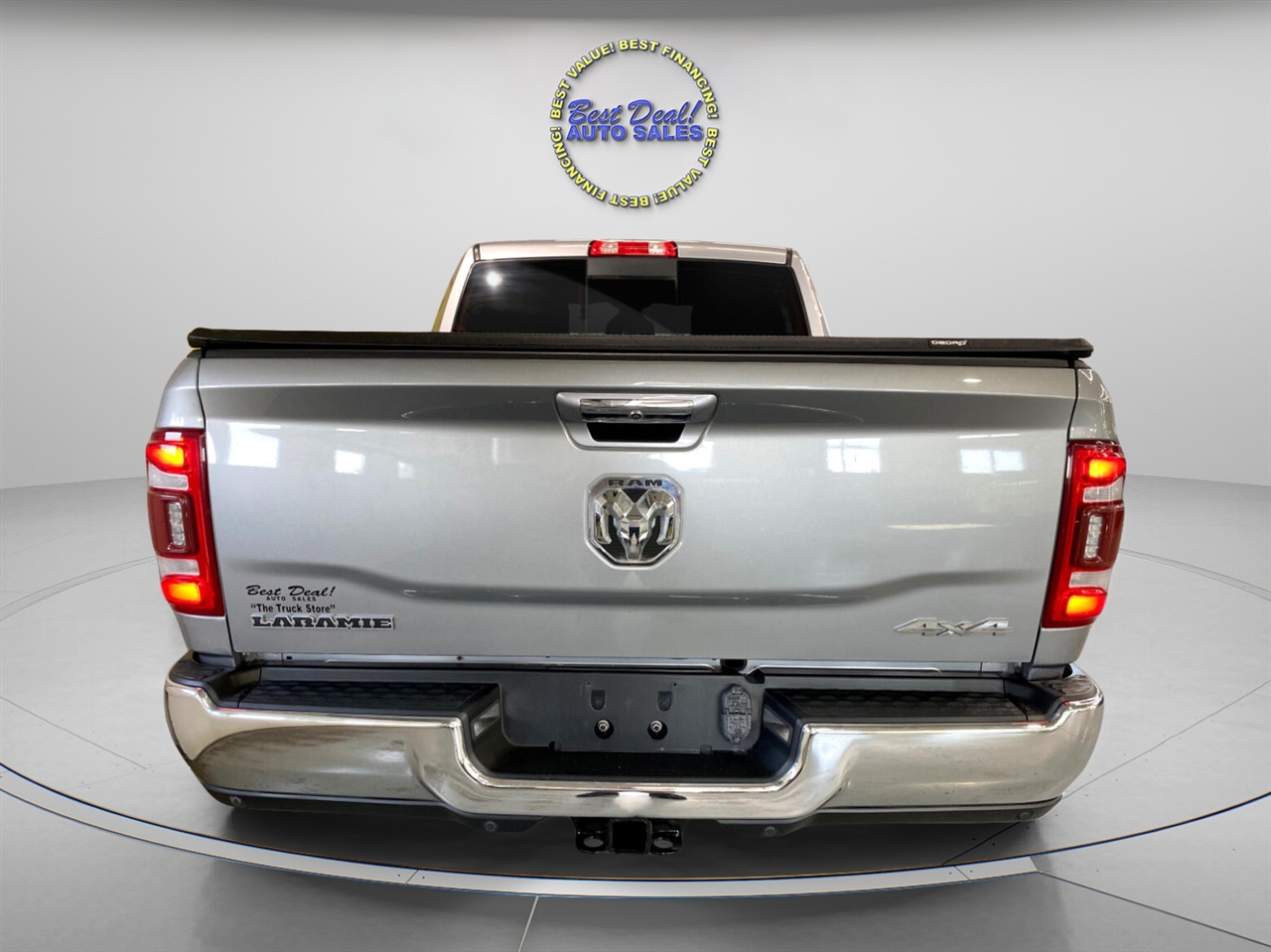 RAM 2500 Laramie Crew Cab SWB 4WD 2021