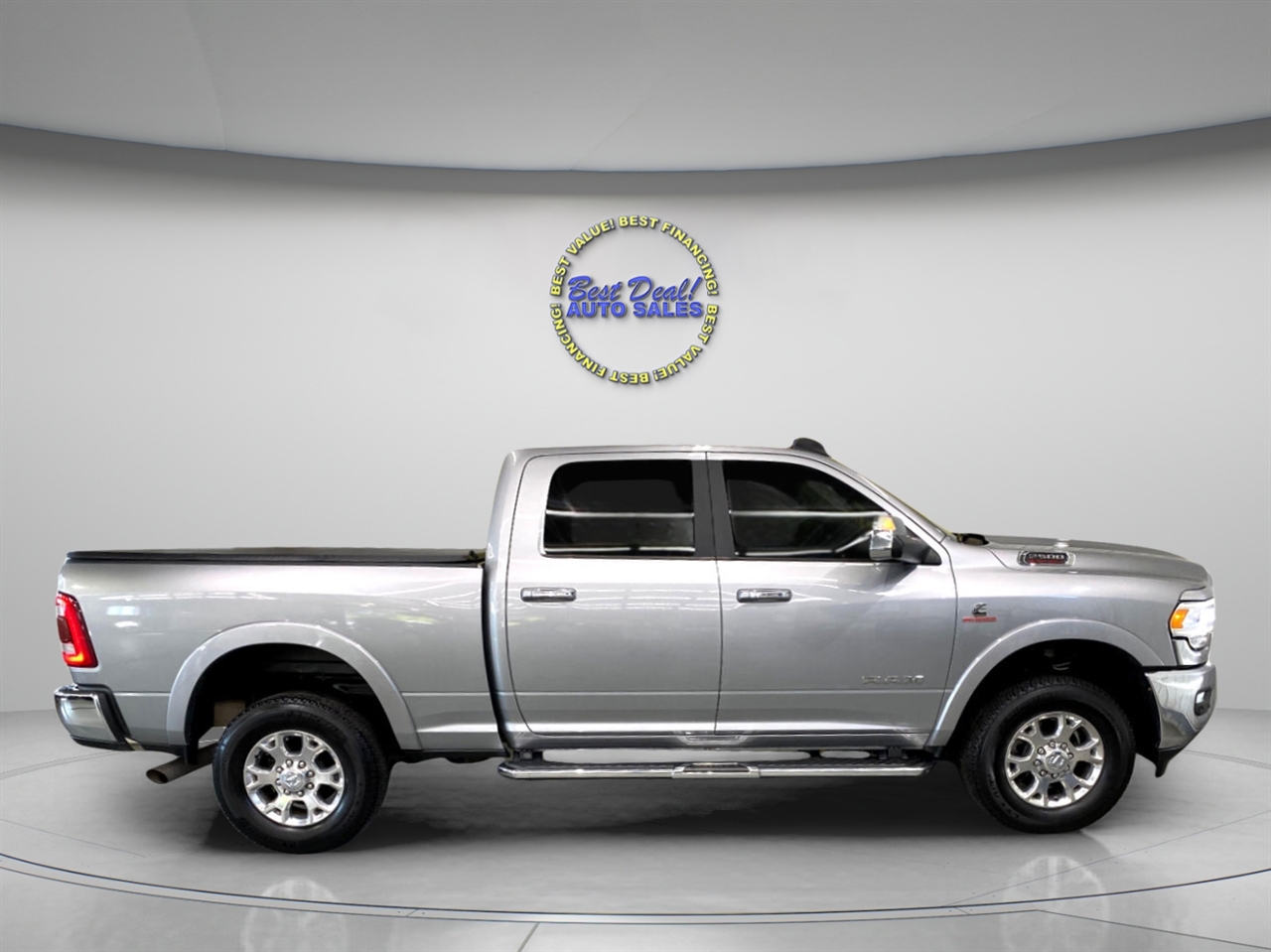 RAM 2500 Laramie Crew Cab SWB 4WD 2021