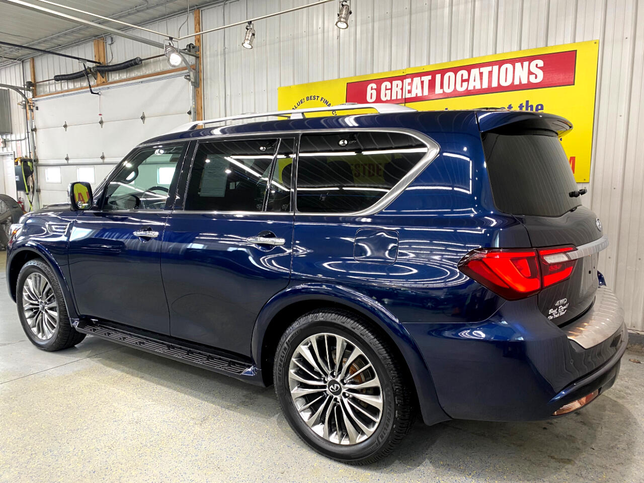 2021 Infiniti QX80 Sensory photo 3