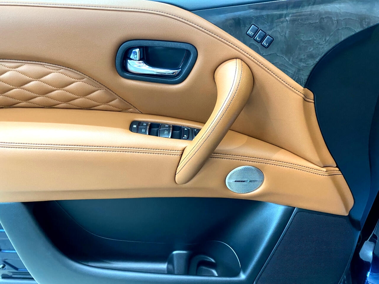 2021 Infiniti QX80 Sensory photo 21