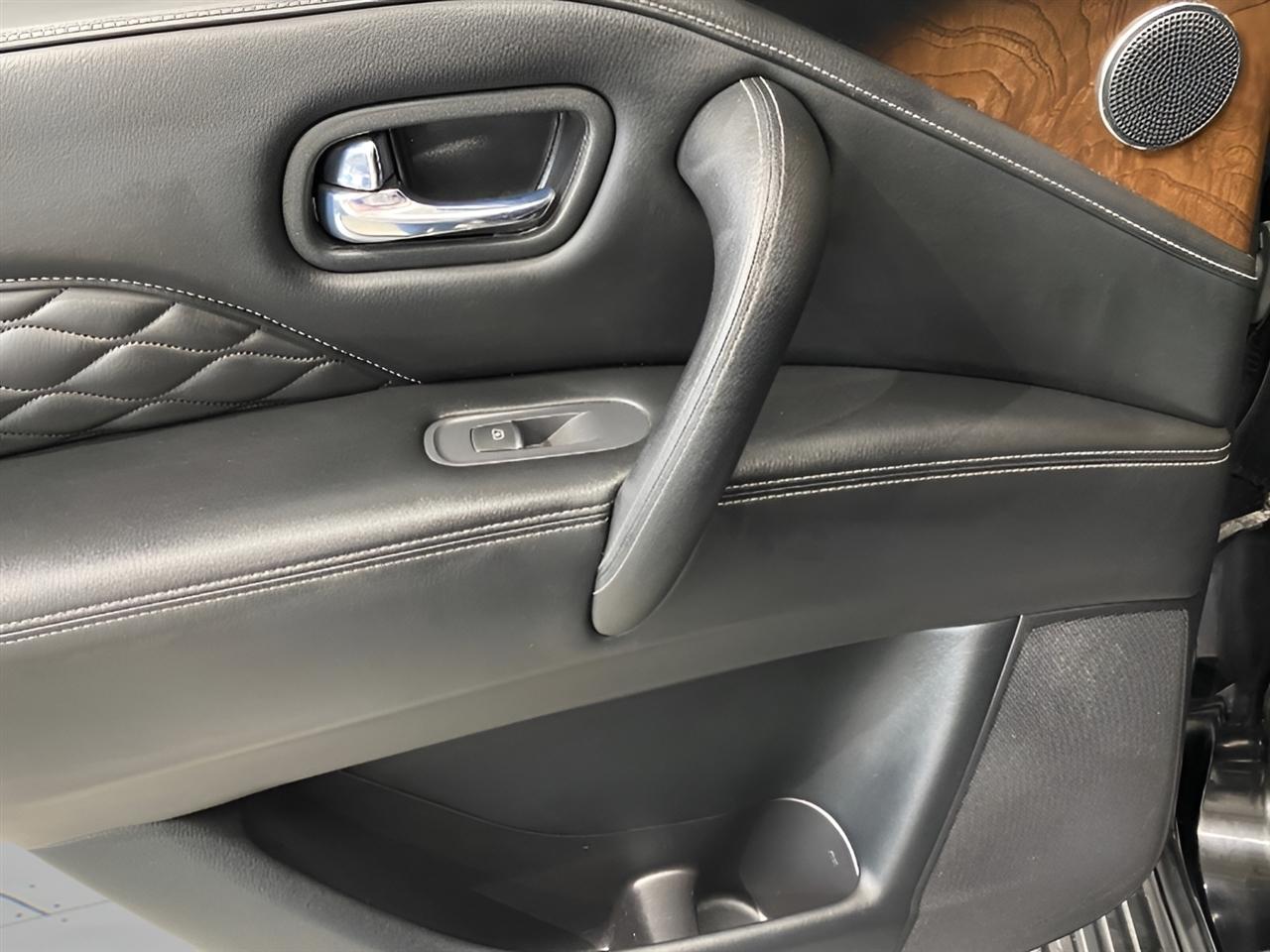 Infiniti QX80 Luxe 4D SUV AWD 2019