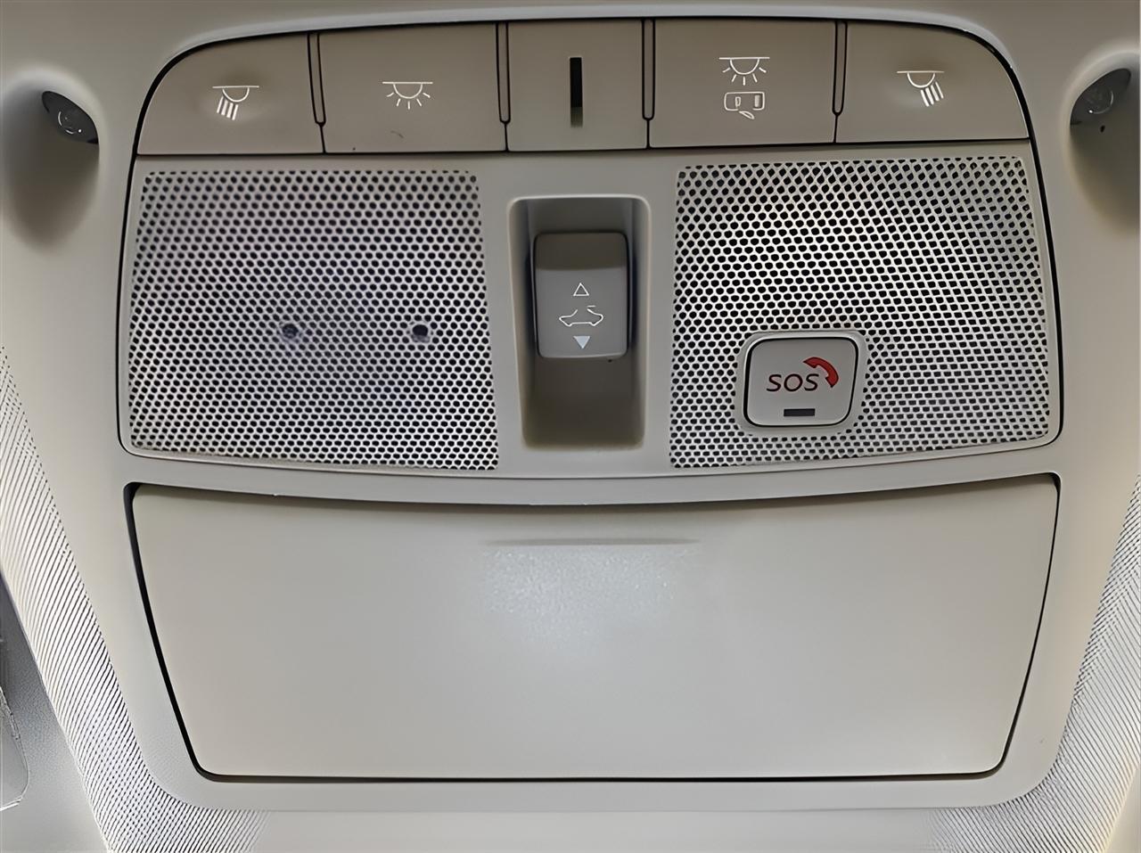 Infiniti QX80 Luxe 4D SUV AWD 2019