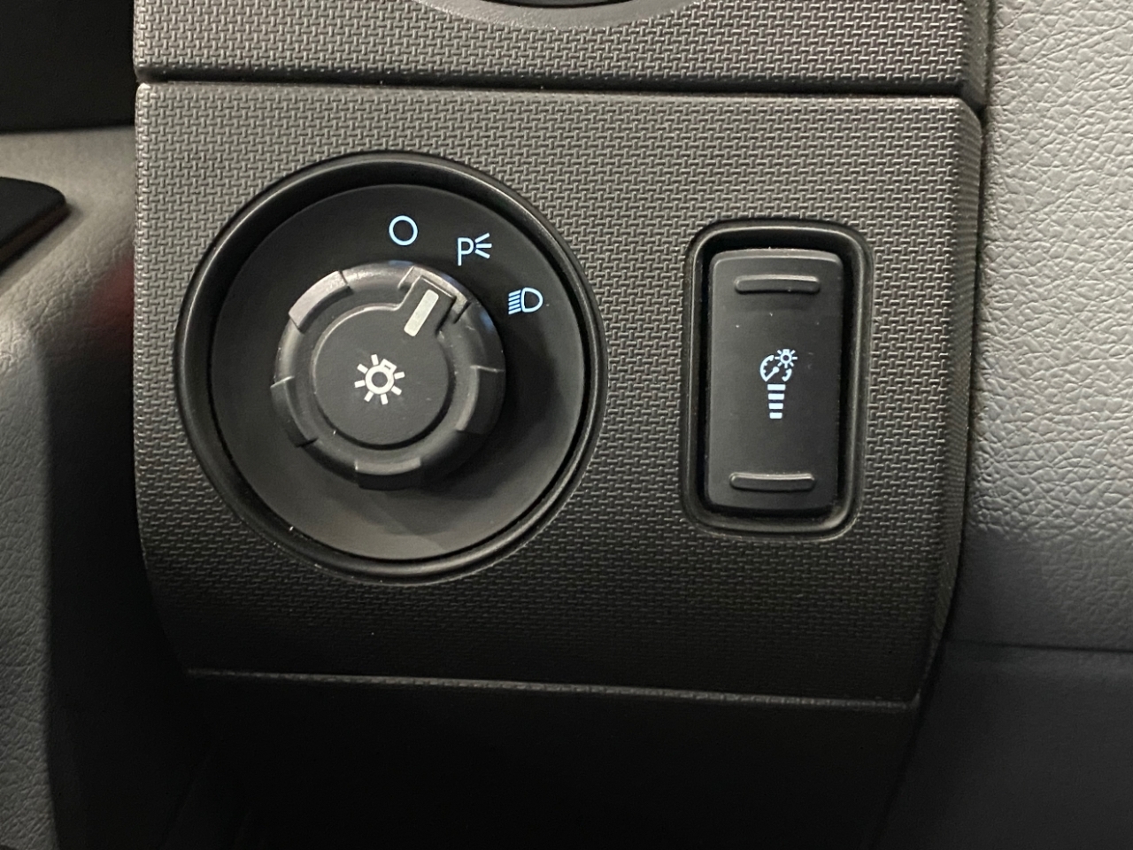 2012 Ford F-450 photo 8