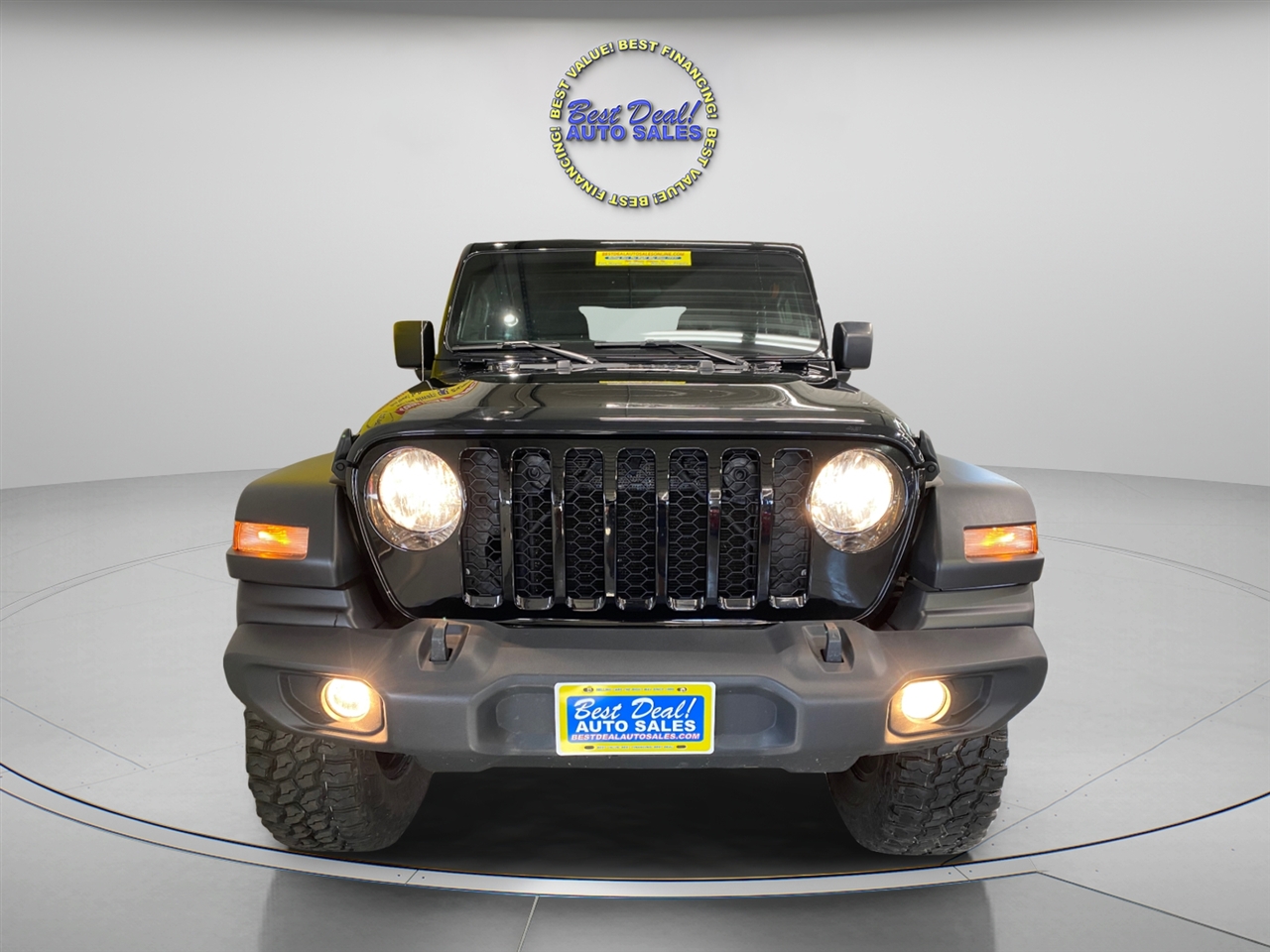 2022 Jeep Gladiator Sport photo 2