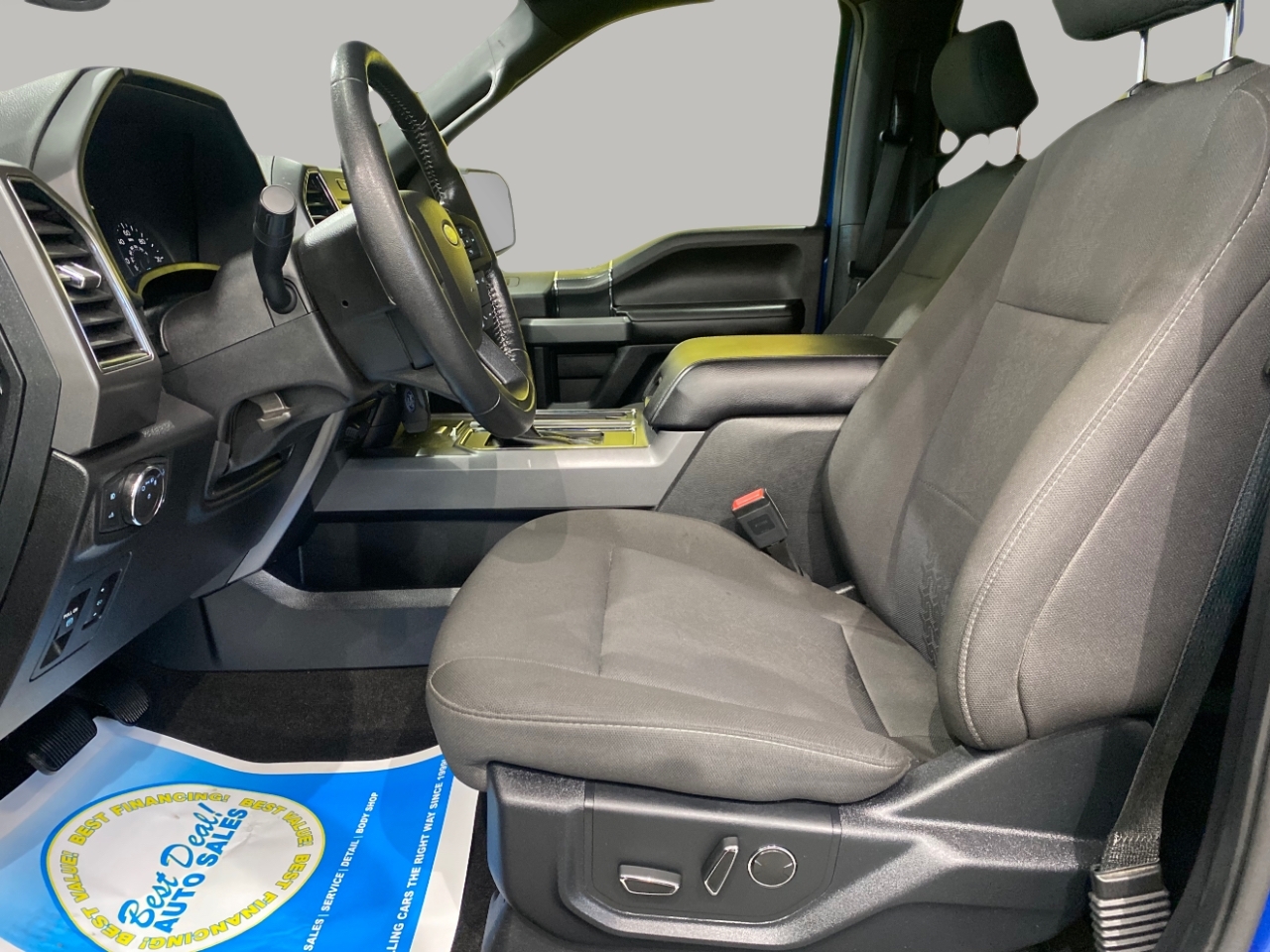 Ford F-150 XLT SuperCrew 5.5-ft. Bed 4WD 2018 Ford F-150 XLT SuperCrew 5.5-ft. Bed 4WD 2018