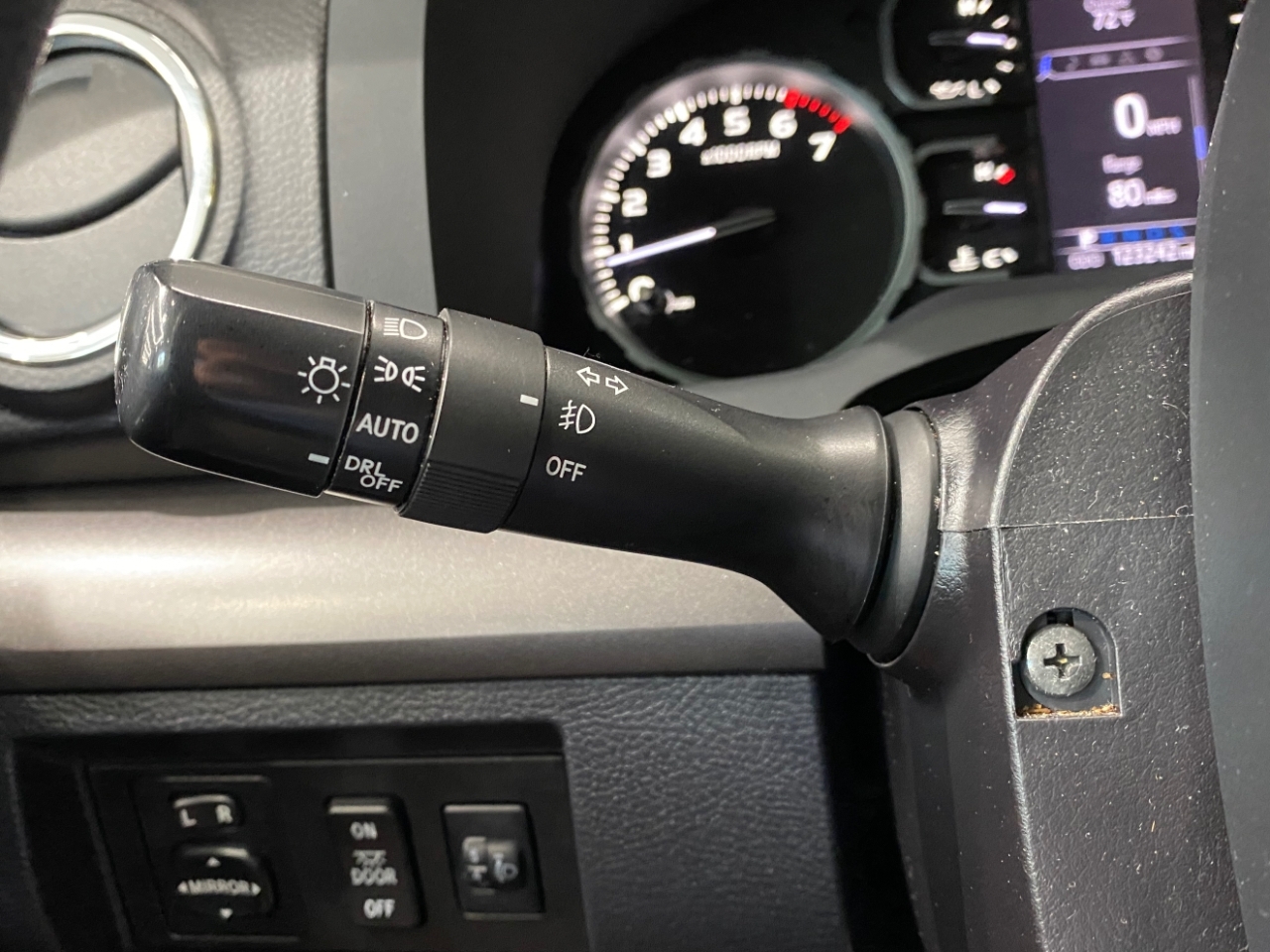 2019 Toyota Tundra SR5 Double Cab photo 13