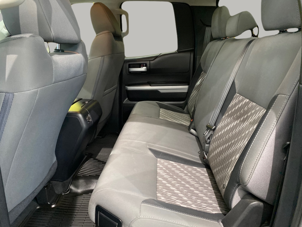 2019 Toyota Tundra SR5 Double Cab photo 18