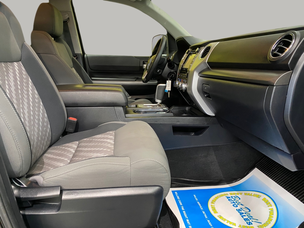 2019 Toyota Tundra SR5 Double Cab photo 20