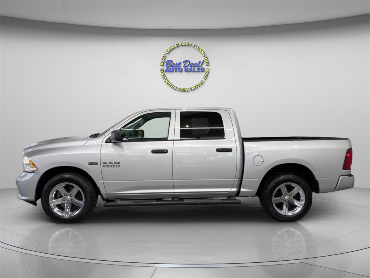2014 Ram 1500 Tradesman photo 3
