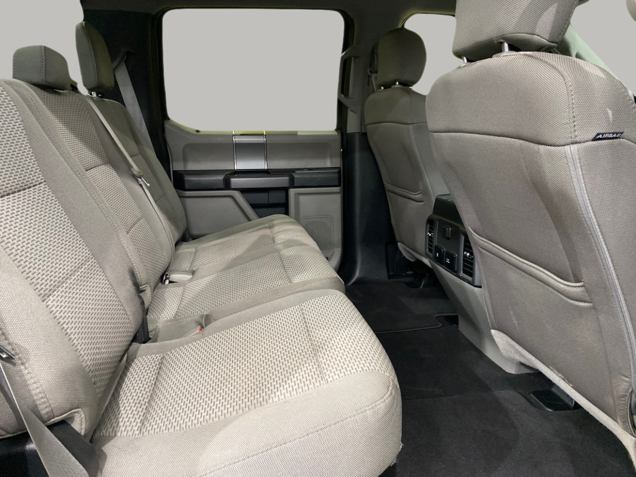 2019 Ford F-250 XLT photo 18