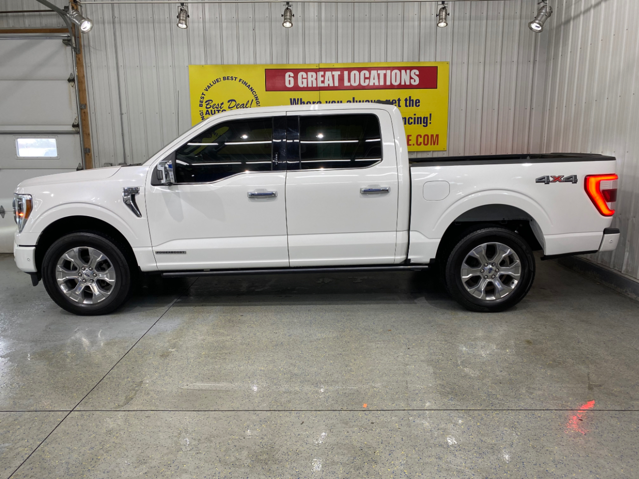 Ford F-150 Platinum 4WD SuperCrew 5.5' Box 2021 Ford F-150 Platinum 4WD SuperCrew 5.5' Box 2021