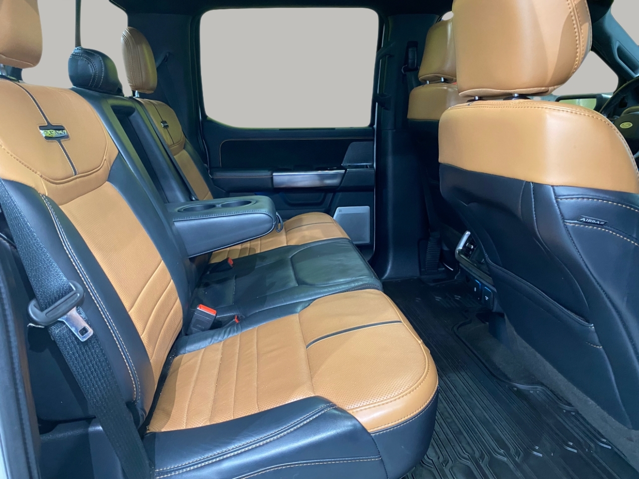 Ford F-150 Platinum 4WD SuperCrew 5.5' Box 2021 Ford F-150 Platinum 4WD SuperCrew 5.5' Box 2021