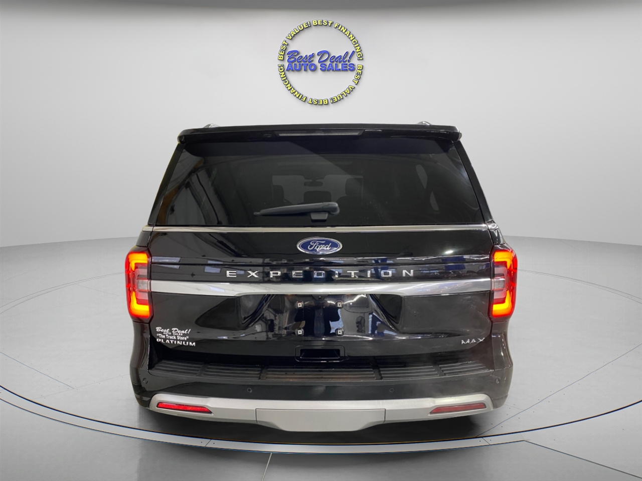 2022 Ford Expedition MAX Platinum photo 3
