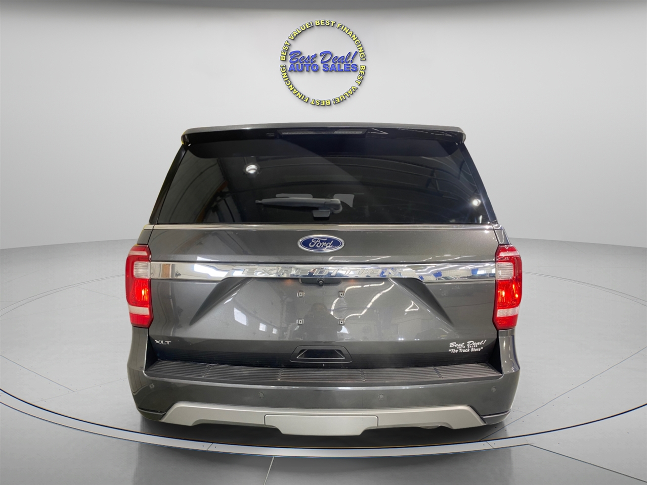 Ford Expedition XLT 4WD 2019