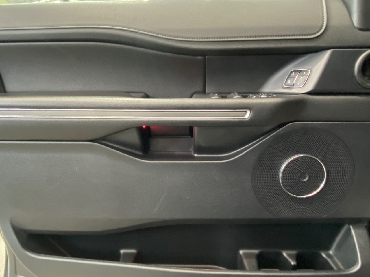 Ford Expedition XLT 4WD 2019