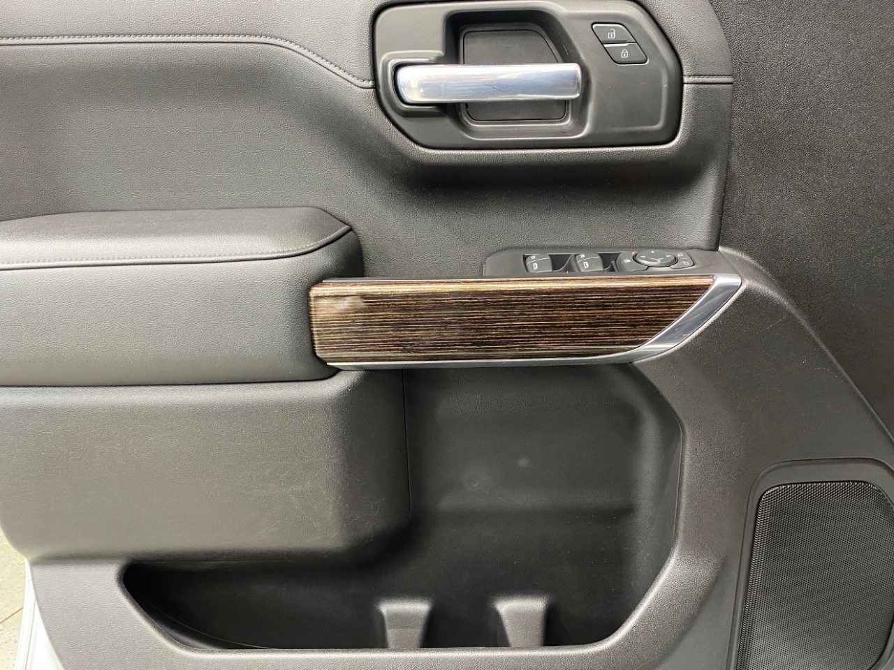 GMC Sierra 1500 Elevation Crew Cab Short Box 4WD 2021