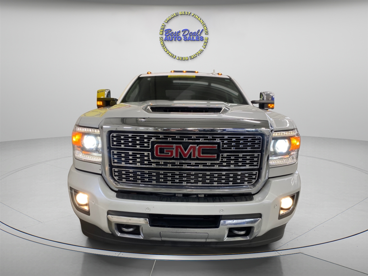 GMC Sierra 2500HD Denali Crew Cab 4WD 2018