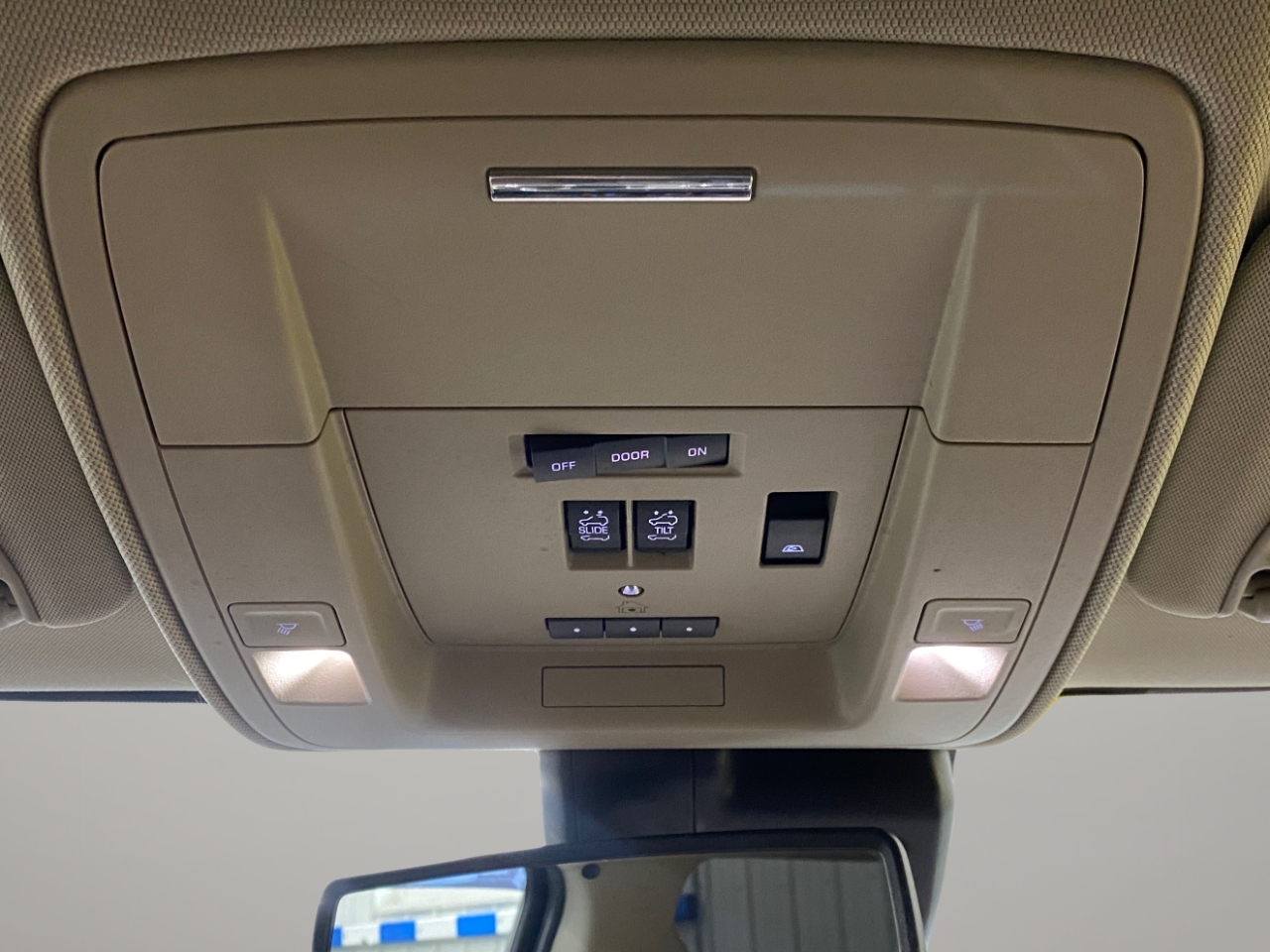 GMC Sierra 2500HD Denali Crew Cab 4WD 2018