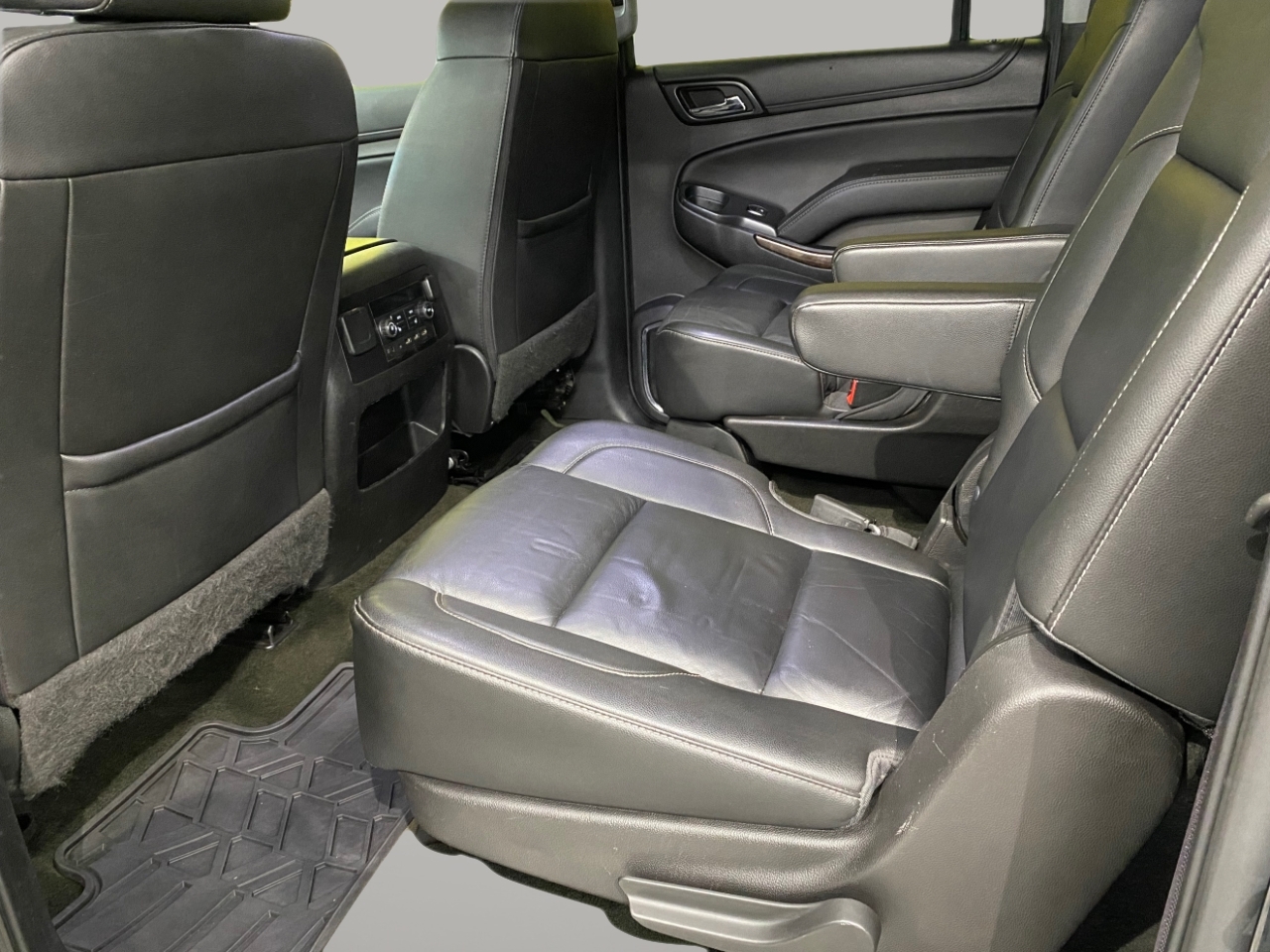 Chevrolet Suburban Z71 2017