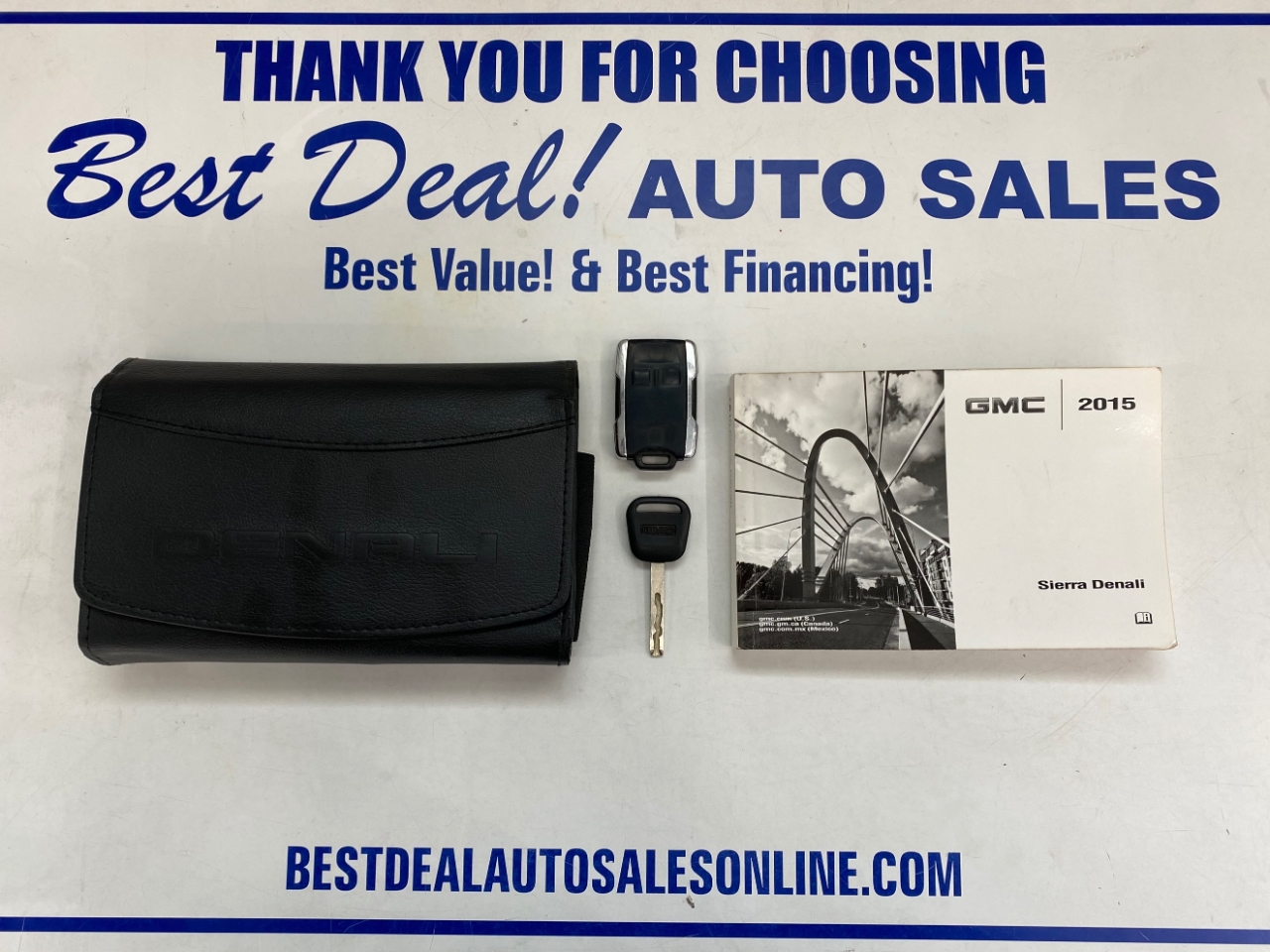 GMC Sierra 2500HD Denali Crew Cab 4WD 2015