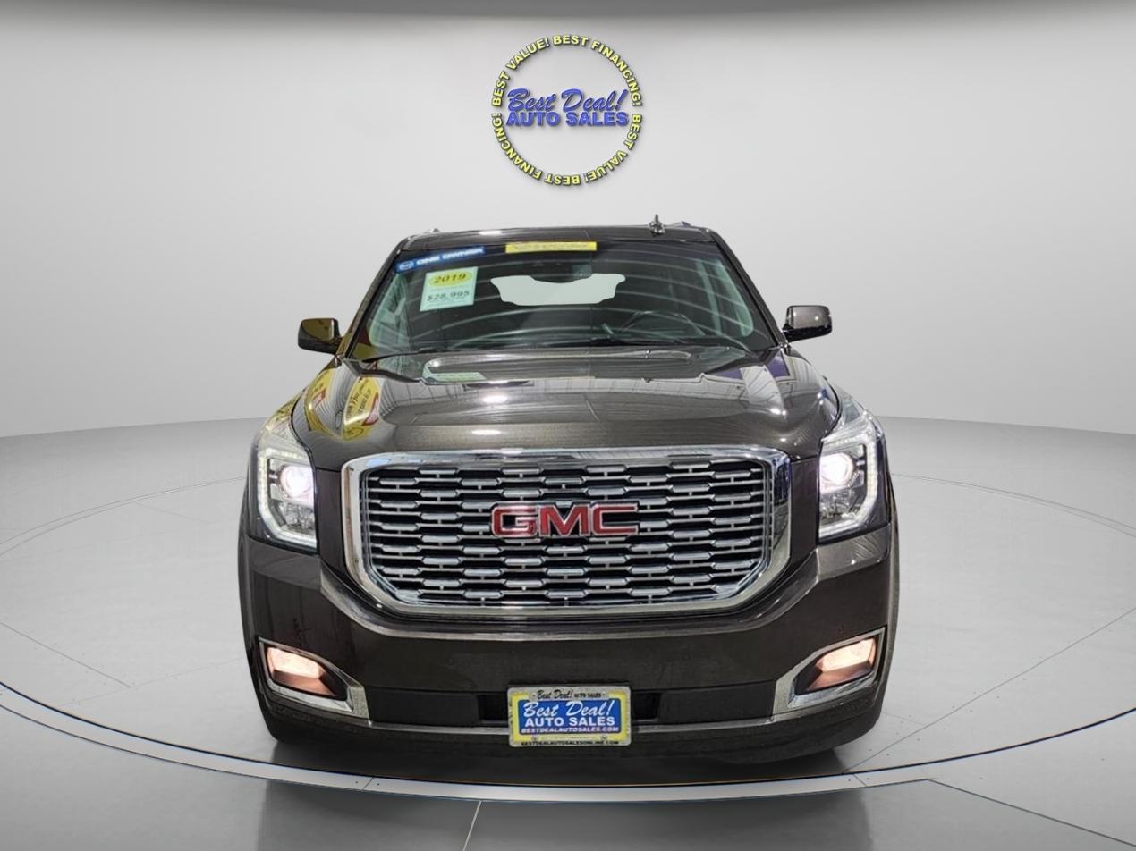 GMC Yukon XL Denali 4WD 2019