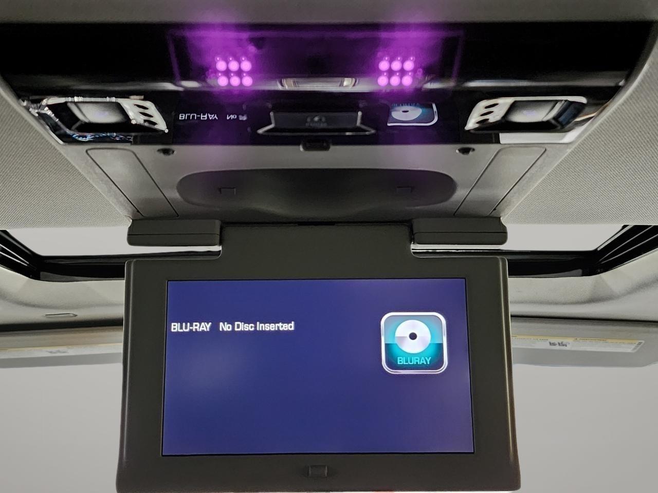 GMC Yukon XL Denali 4WD 2019