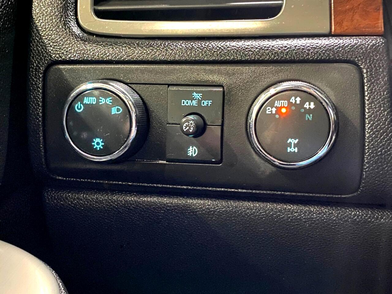 Chevrolet Silverado 1500 LTZ Crew Cab 4WD 2013