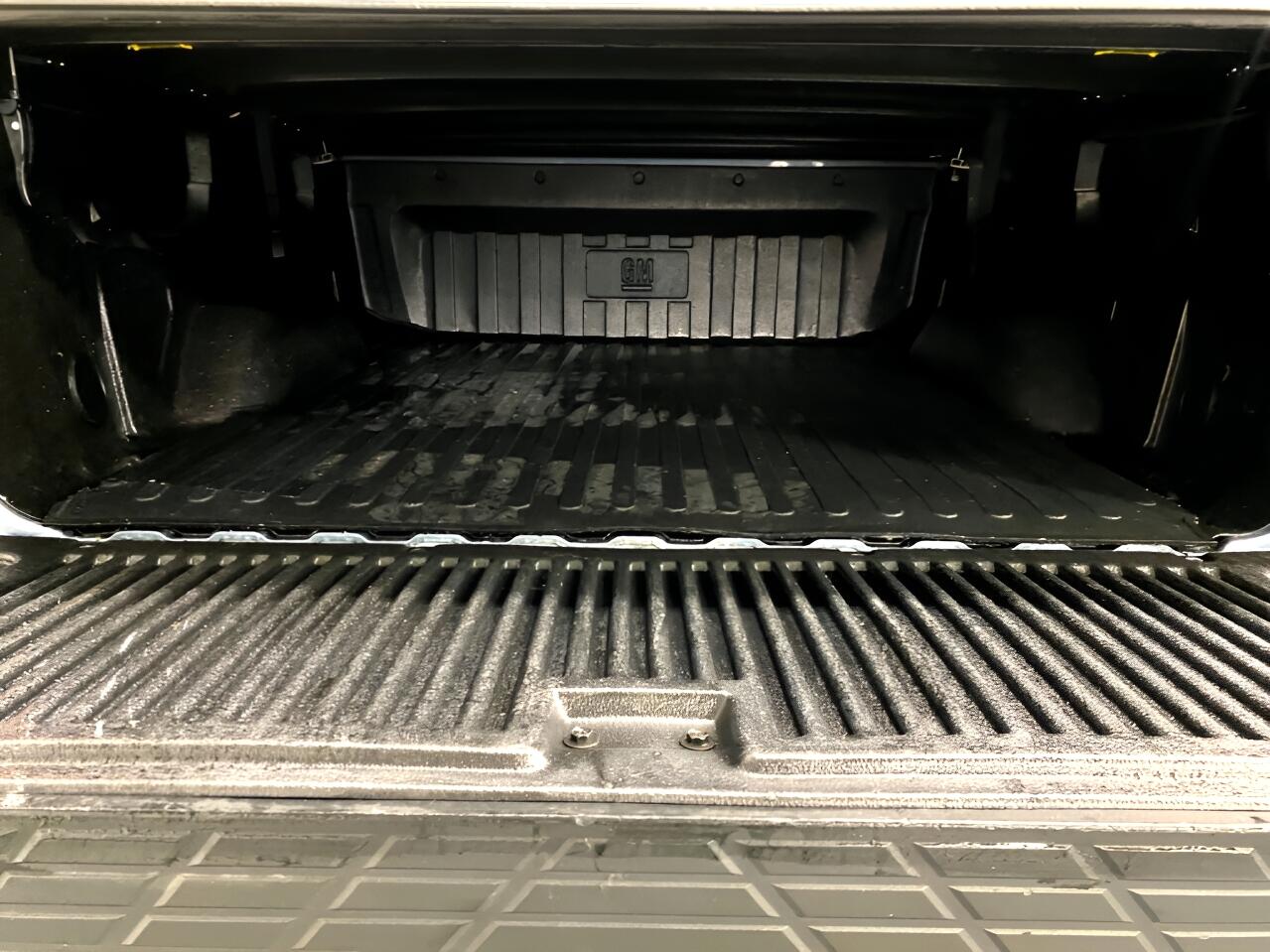 Chevrolet Silverado 1500 LTZ Crew Cab 4WD 2013