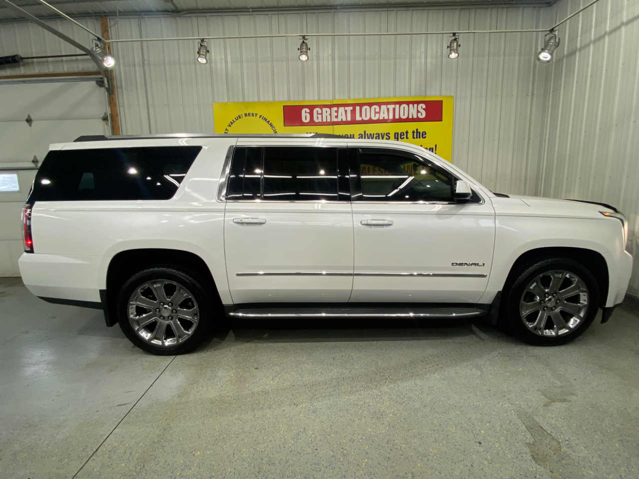 GMC Yukon XL Denali 4WD 2016