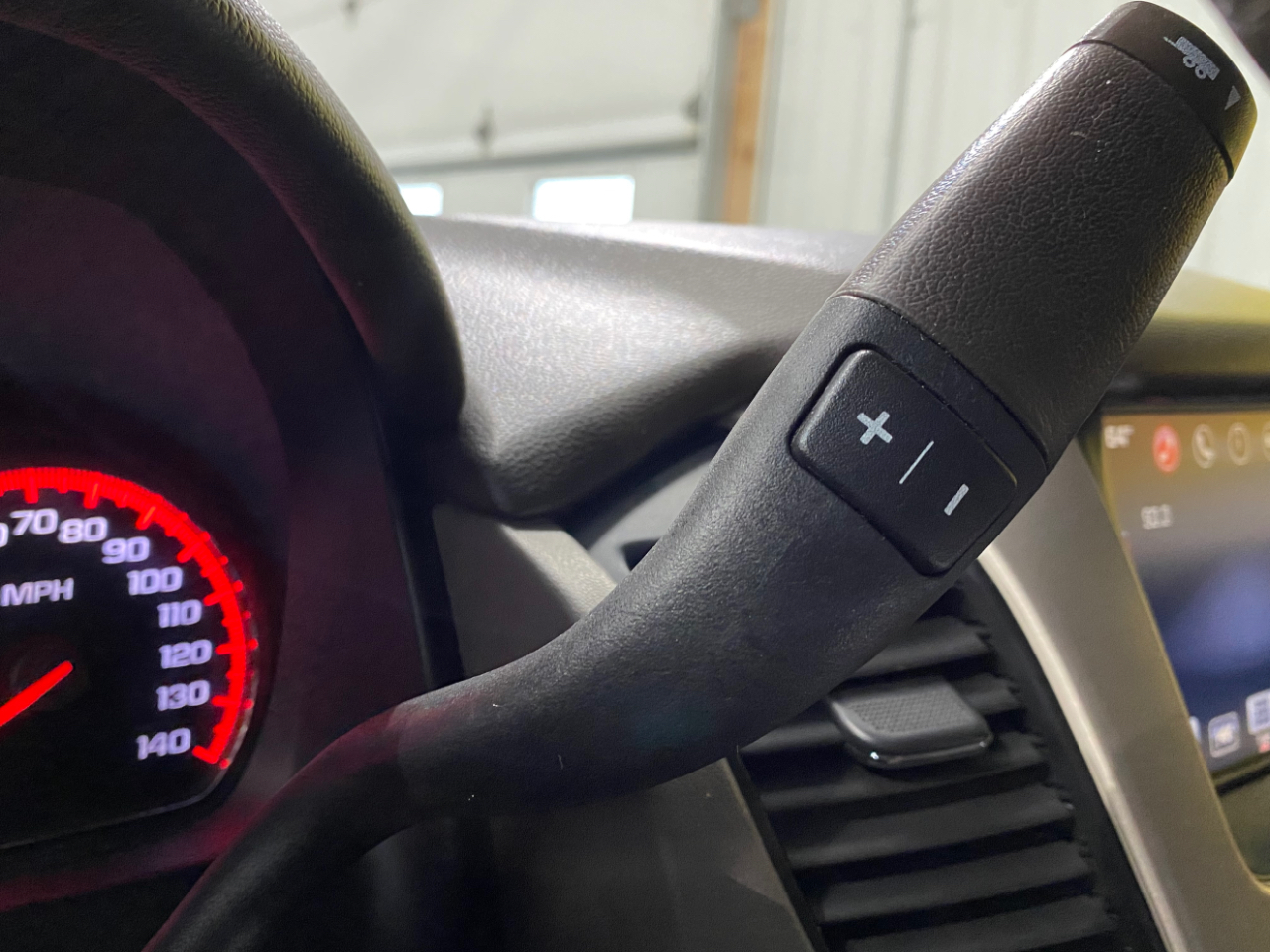 GMC Yukon XL Denali 4WD 2016