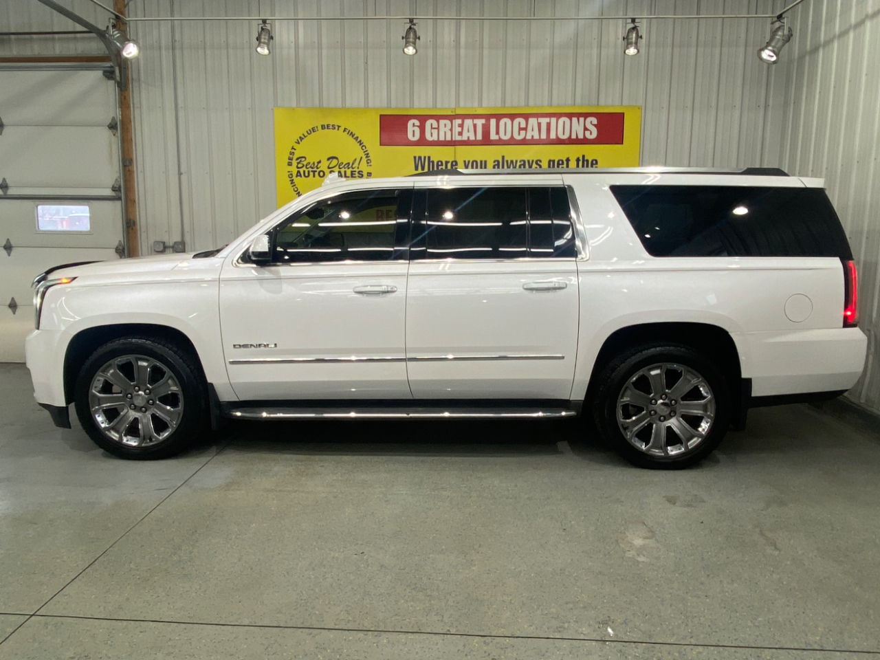 GMC Yukon XL Denali 4WD 2016