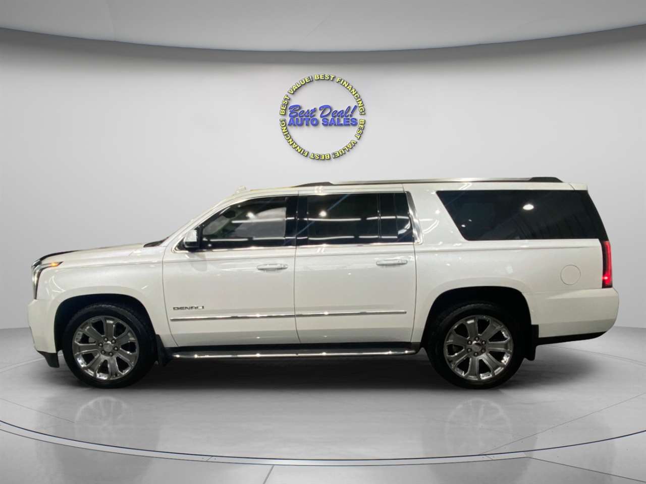 GMC Yukon XL Denali 4WD 2016