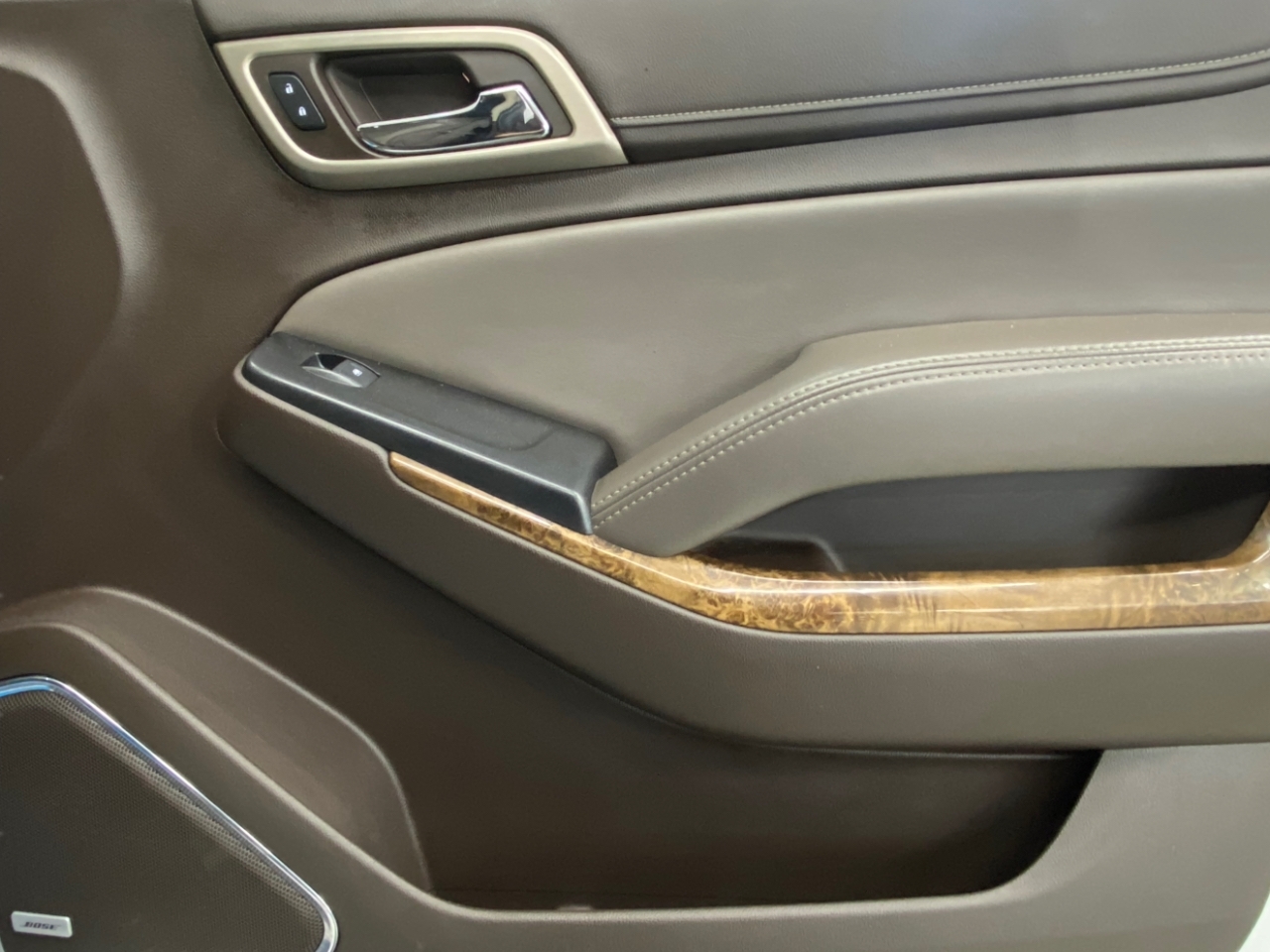 GMC Yukon XL Denali 4WD 2016