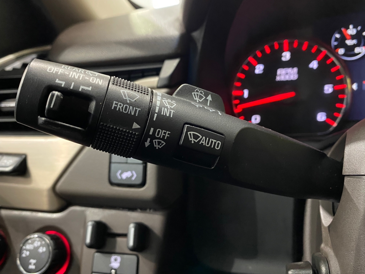 GMC Yukon XL Denali 4WD 2016