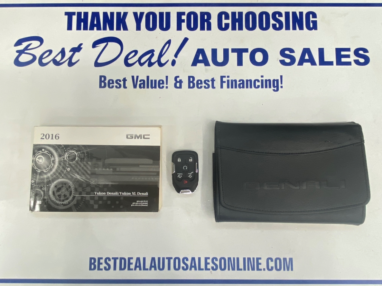 GMC Yukon XL Denali 4WD 2016