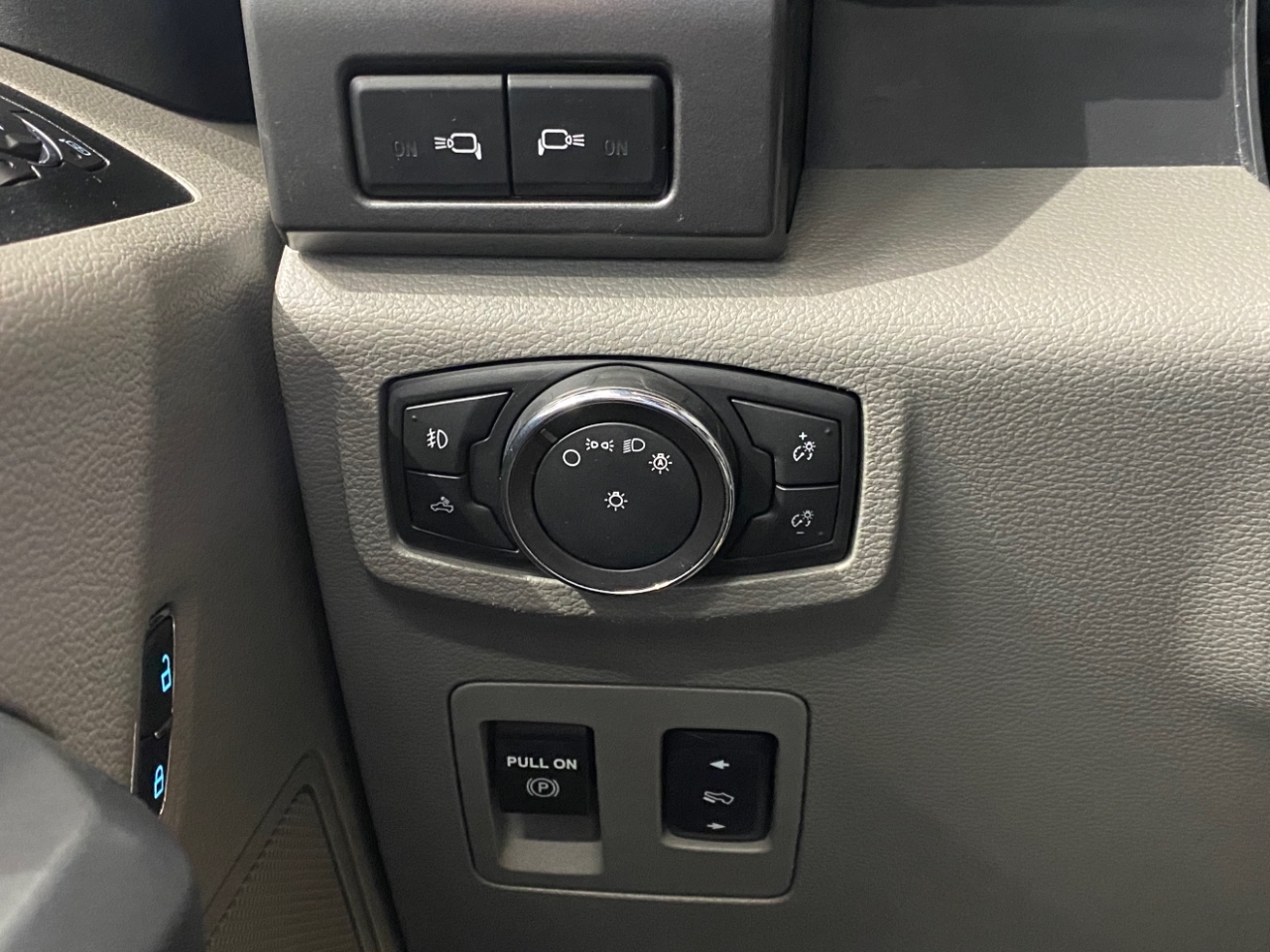 Ford F-150 XLT SuperCrew 5.5-ft. Bed 4WD 2018